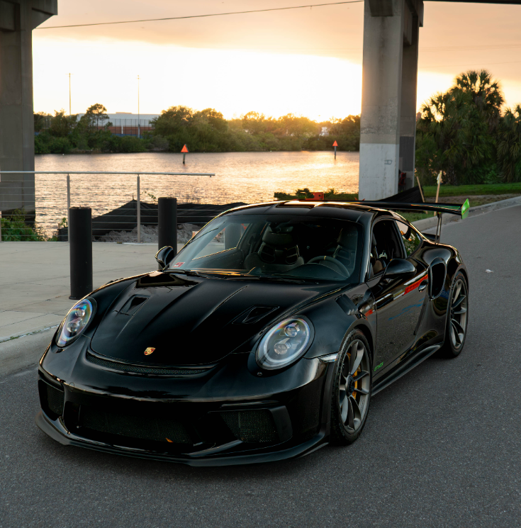 Porsche GT3RS front exterior