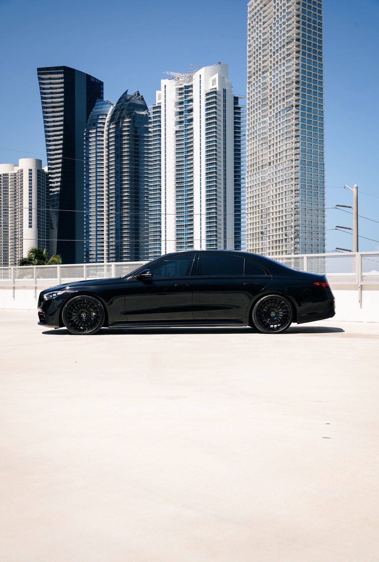 Mercedes S580 side profile